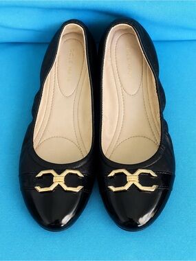 Cole Haan Black Leather & Patent Ballet Flats with Gold Hardware-Grand.OS SZ: 7